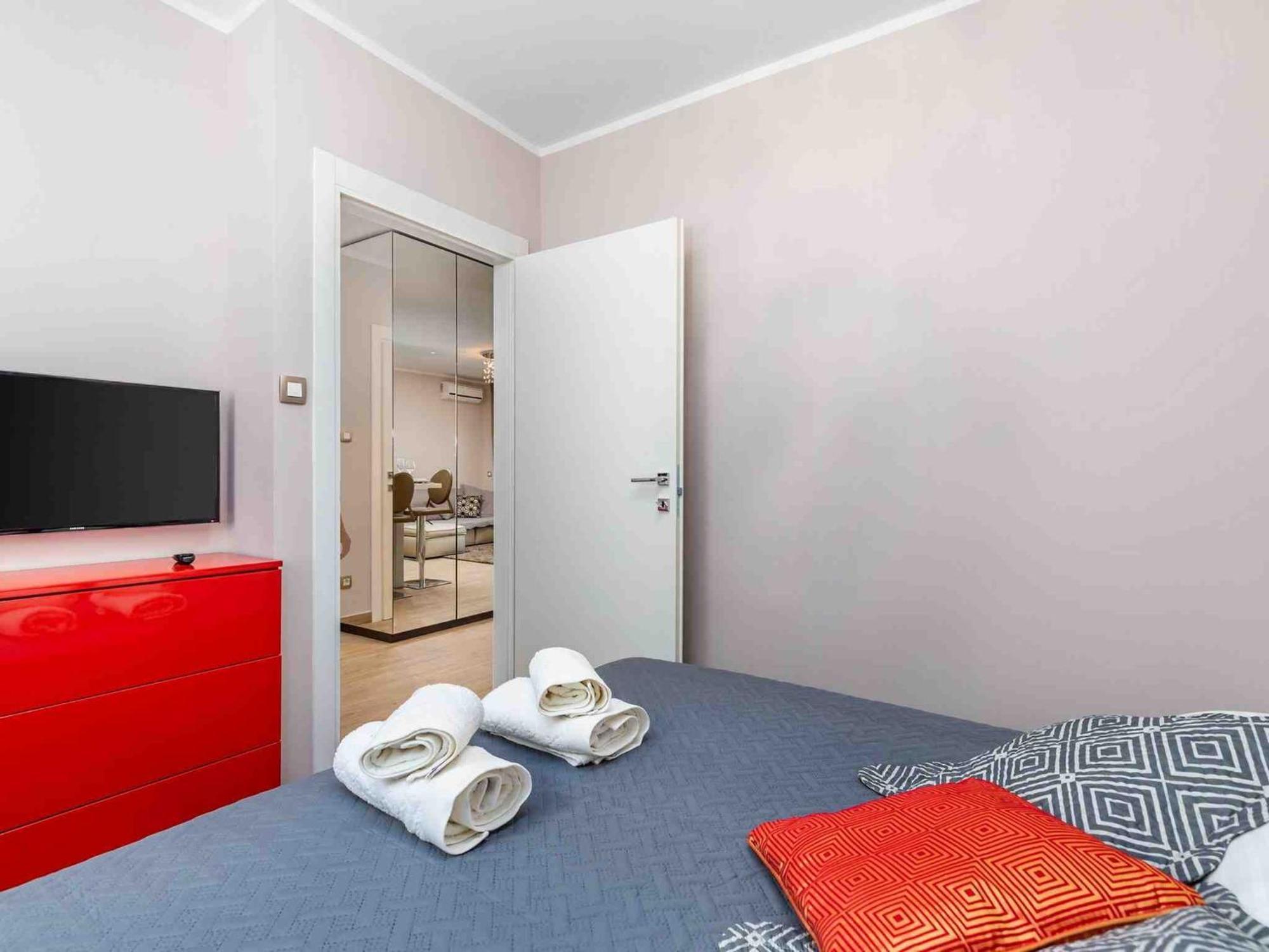 Srok Apartments With Pool Kastav Room photo